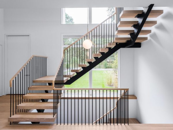modern-stairs-and-railing
